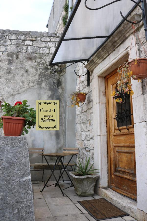 Studios Kadena Trogir - 18Th Century Stone House Extérieur photo