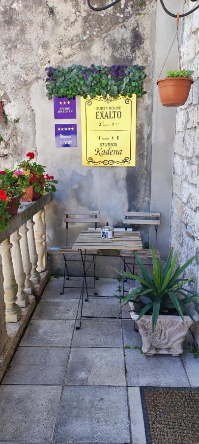 Studios Kadena Trogir - 18Th Century Stone House Extérieur photo