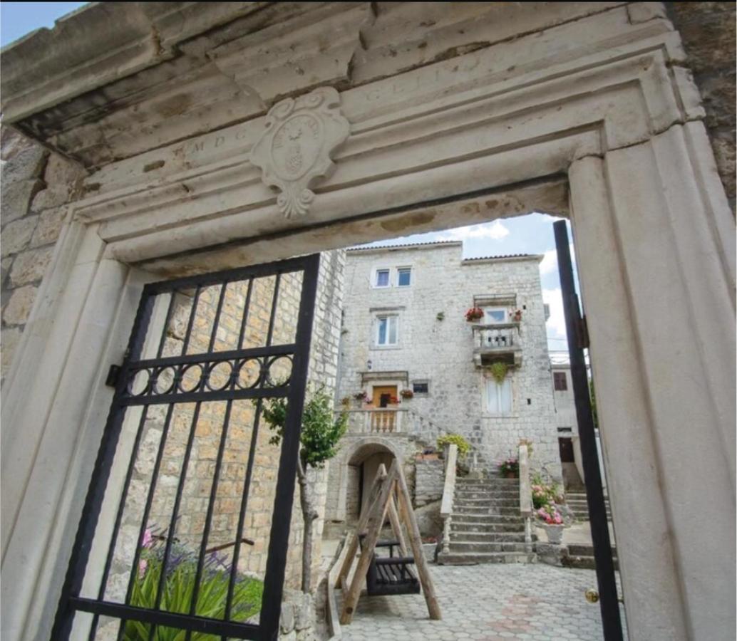 Studios Kadena Trogir - 18Th Century Stone House Extérieur photo